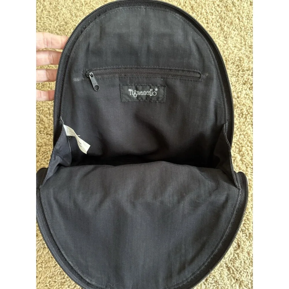 Tignanello Black Soft Leather Zipper Backpack Minimalist Dome Shaped Vintage